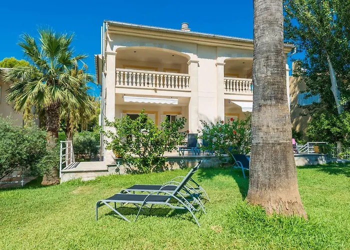 Sun Of The Beach, Vacaciones En La Playa De Alcudia